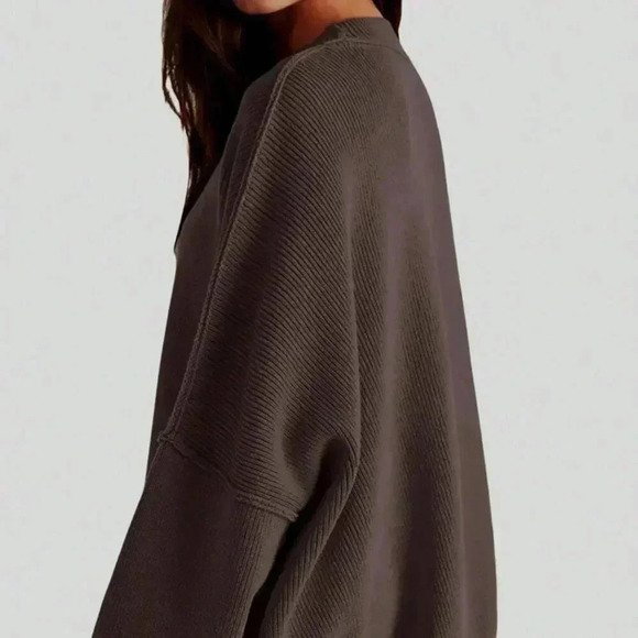 Coffee Brown Casual Women's Solid Drop Shoulder Split Hem Sweater - Picture 3 of 4